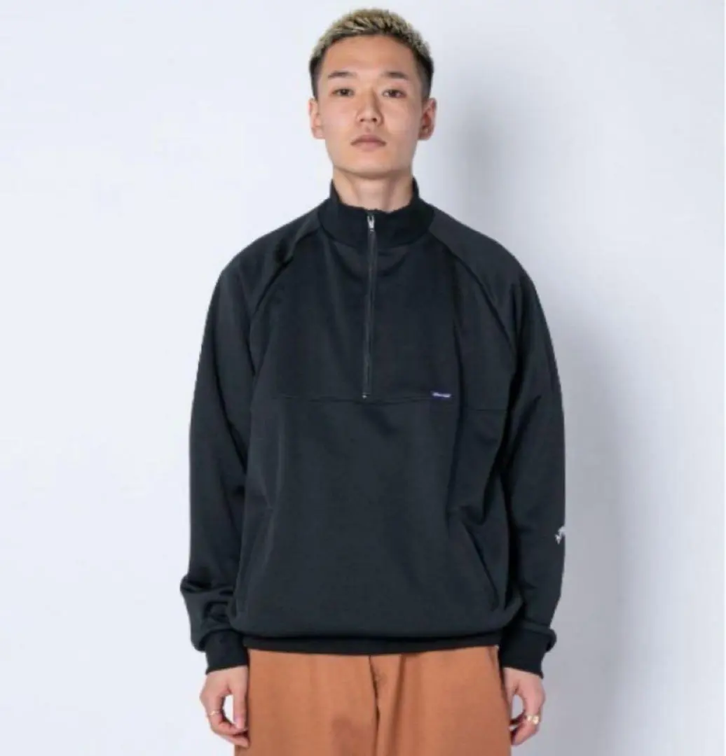 m48133610956_1.jpg?1767095859