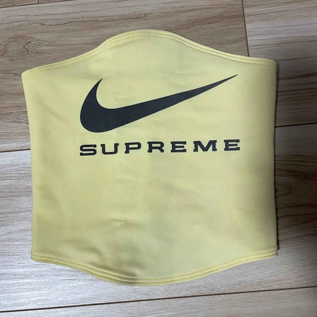 2026年最新】Supreme Nike Neck Warmerの人気アイテム - メルカリ