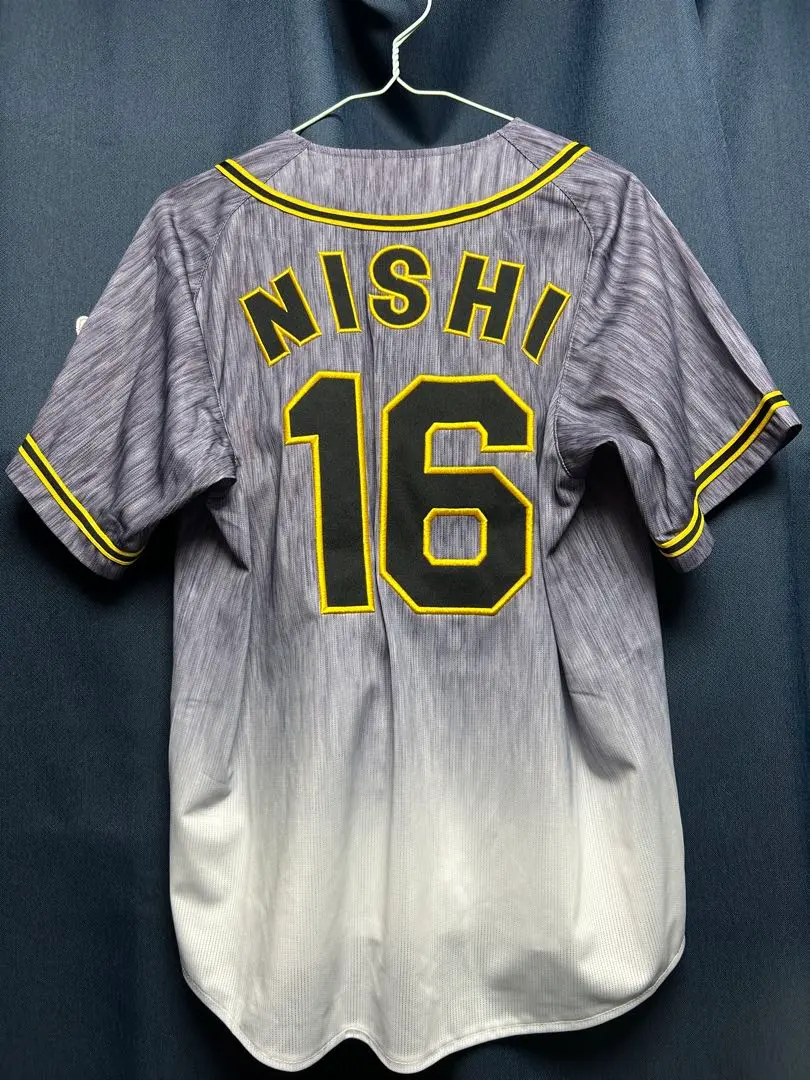 2026年最新】西勇輝 ユニフォームの人気アイテム - メルカリ