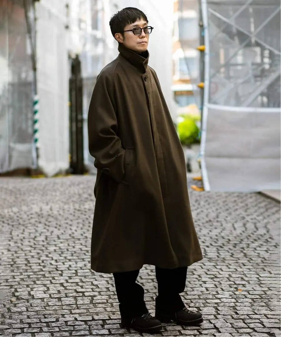 m52964707667_1.jpg?1764497055