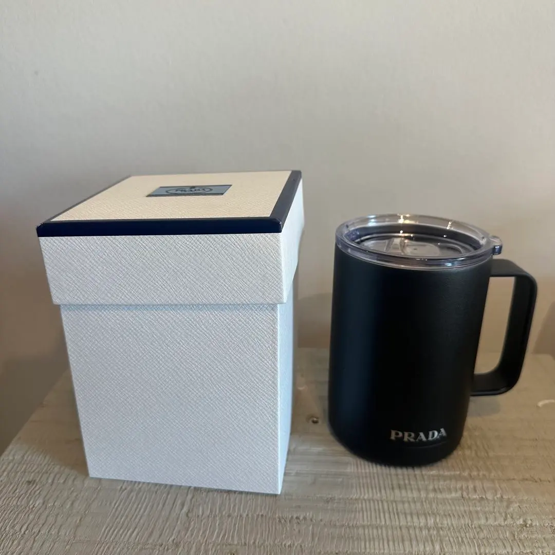 2026年最新】PRADA マグカップの人気アイテム - メルカリ