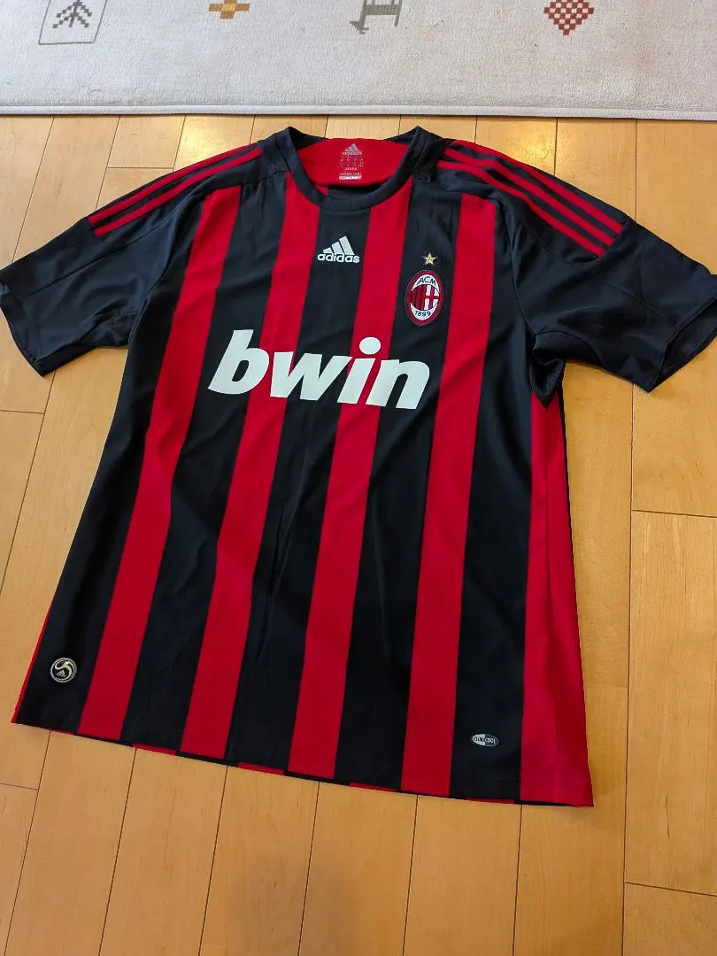 2026年最新】ベッカム ミラン ユニフォームの人気アイテム - メルカリ