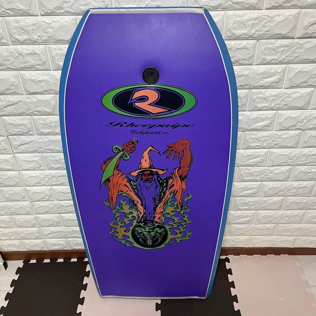 m56513829460_1.jpg?1748681825