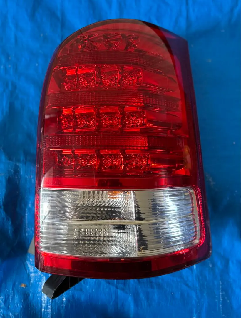 2026年最新】ウィッシュ 純正テールランプの人気アイテム - メルカリ