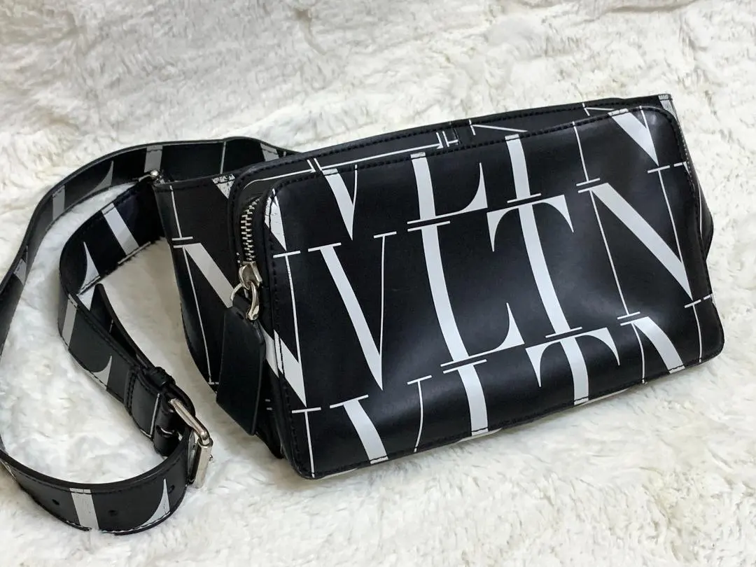 2026年最新】valentino garavani ボディバッグ・ウエストポーチの人気