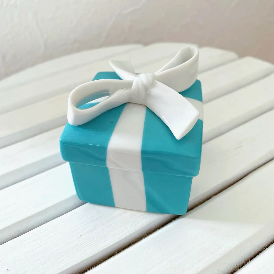 2026年最新】ティファニー 小物入れ ミニブルーボウボックス 陶器の