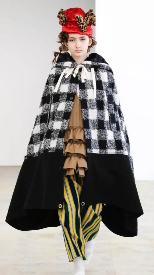 2026年最新】COMME des GARCONS ポンチョ・ケープコートの人気アイテム