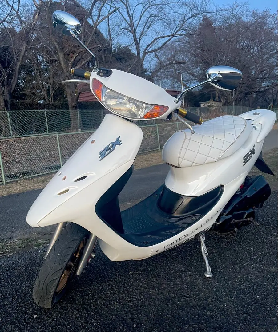 2026年最新】zx 外装 白の人気アイテム - メルカリ