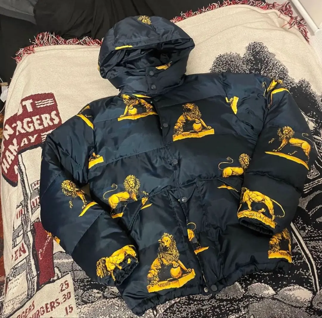 2026年最新】supreme ライオン ダウンの人気アイテム - メルカリ