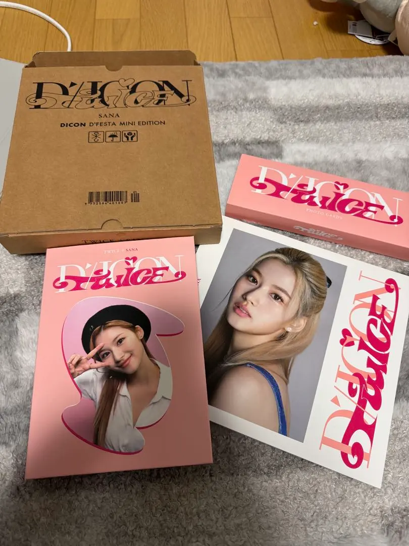 2026年最新】twice トレカケース バインダーの人気アイテム - メルカリ