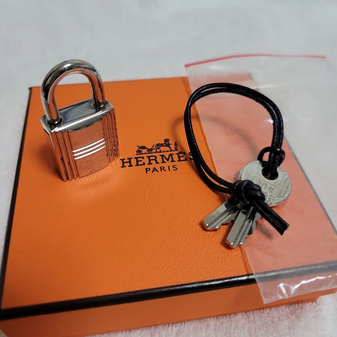 2026年最新】エルメス カデナ エレファントの人気アイテム - メルカリ