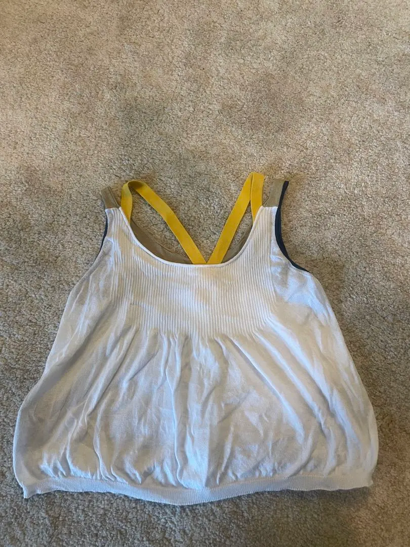 2026年最新】MIU MIU タンクトップの人気アイテム - メルカリ