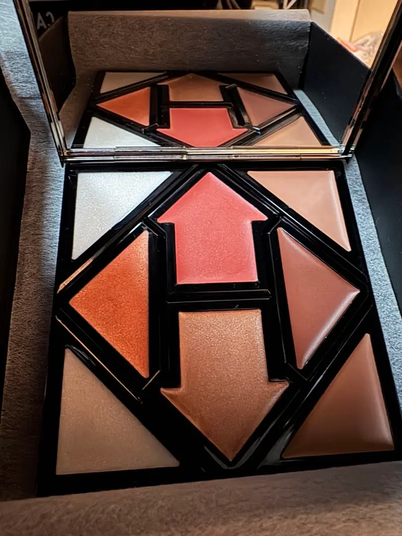 2026年最新】hazama メイクアップの人気アイテム - メルカリ