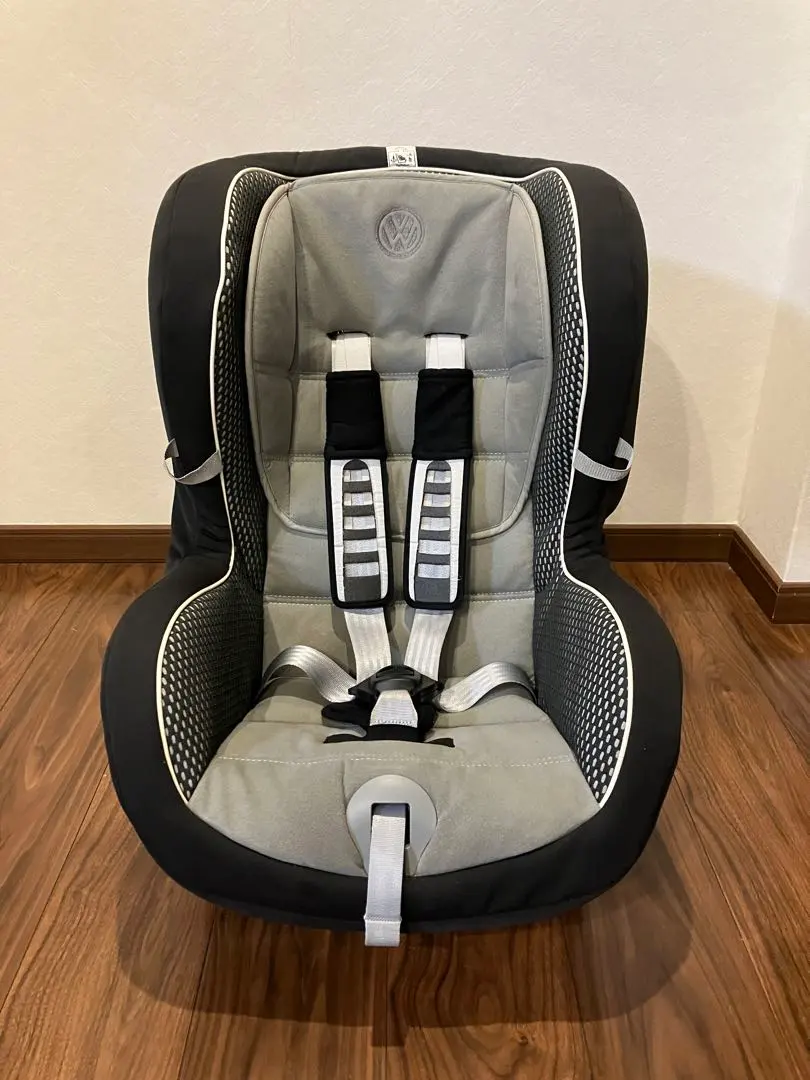 2026年最新】Volkswagen チャイルドシートの人気アイテム - メルカリ