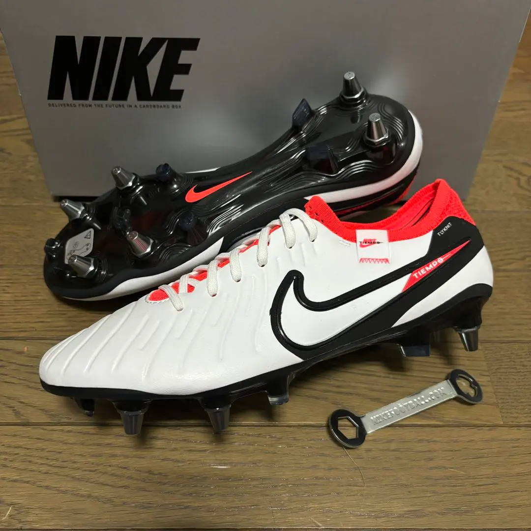 新品ナイキレジェンド 10 エリート SG-PRO OLY P 26cm