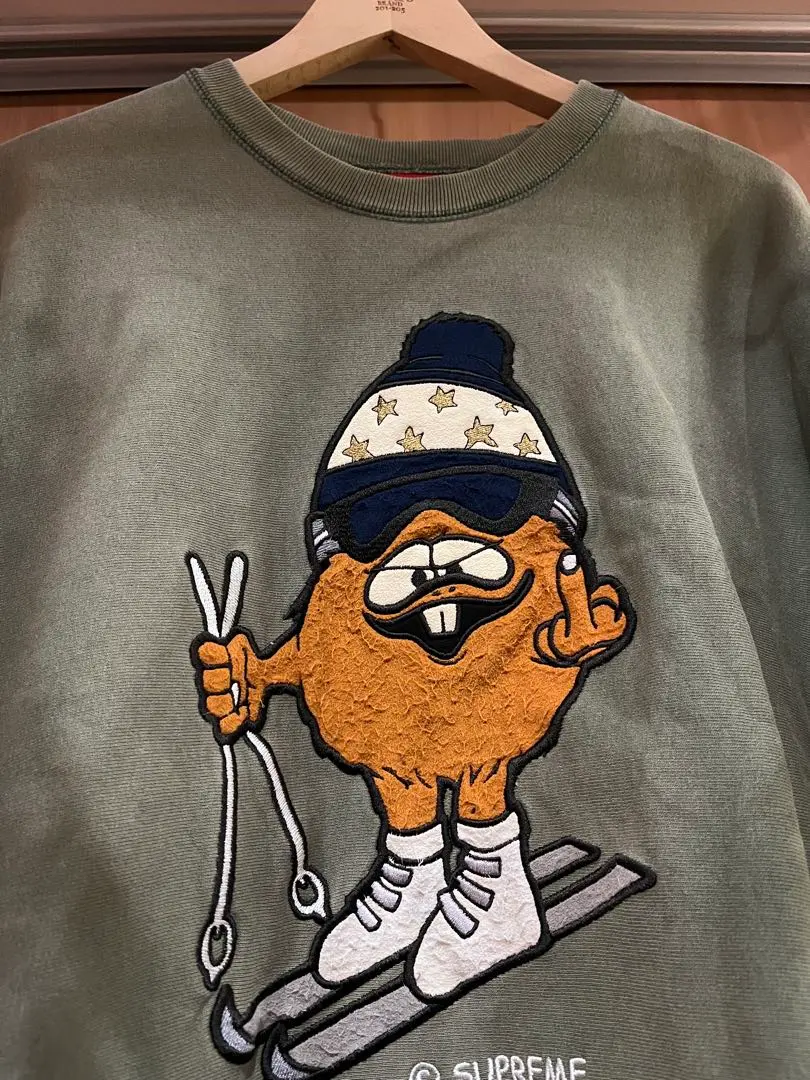 2026年最新】supreme カマチョ スウェットの人気アイテム - メルカリ