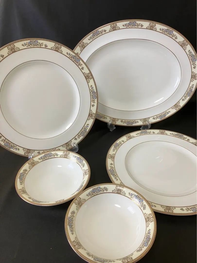 2026年最新】ウェッジウッド CLIVEDENの人気アイテム - メルカリ