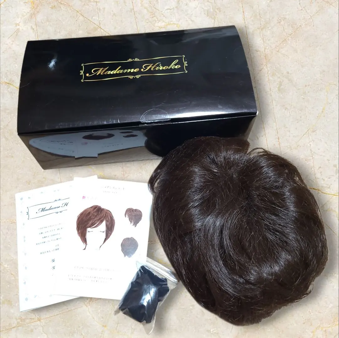2026年最新】マダムヒロコ ウィッグの人気アイテム - メルカリ