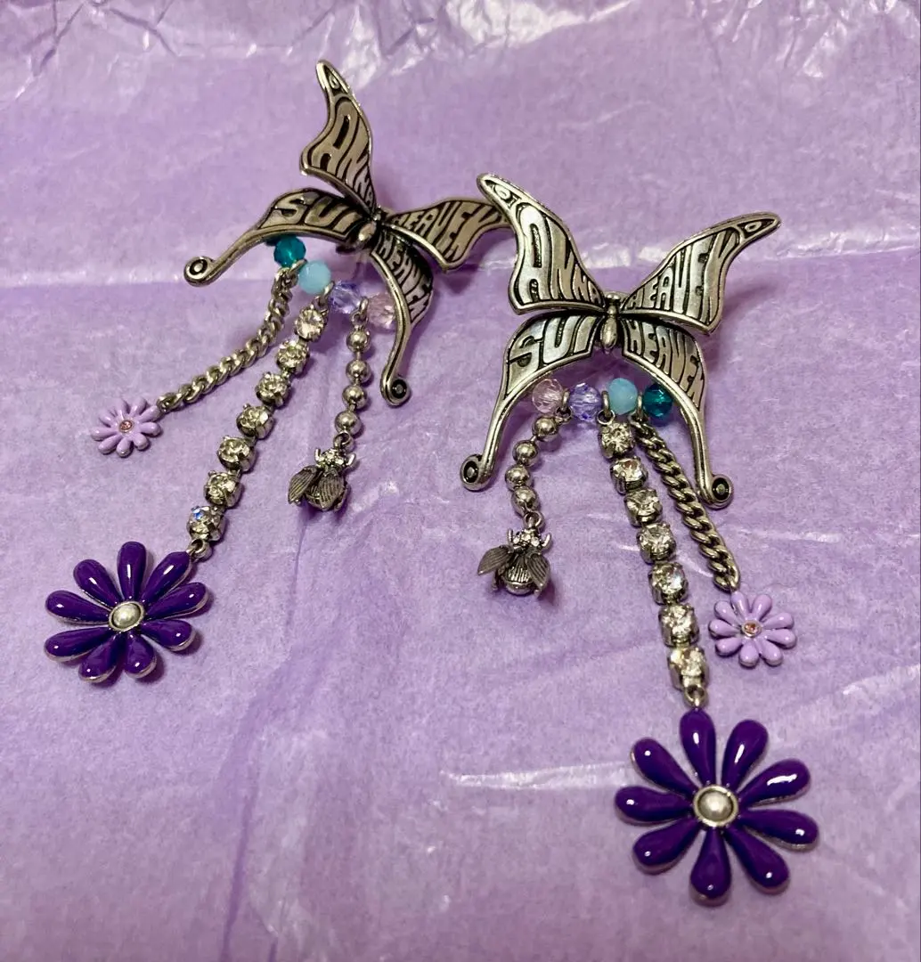 2026年最新】HEAVEN marc jacobs ピアスの人気アイテム - メルカリ