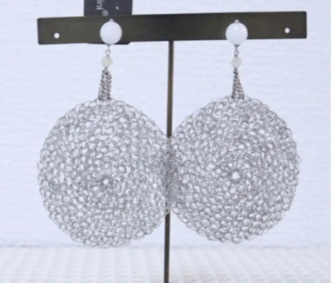 2026年最新】ドナテラペリーニ ピアスの人気アイテム - メルカリ