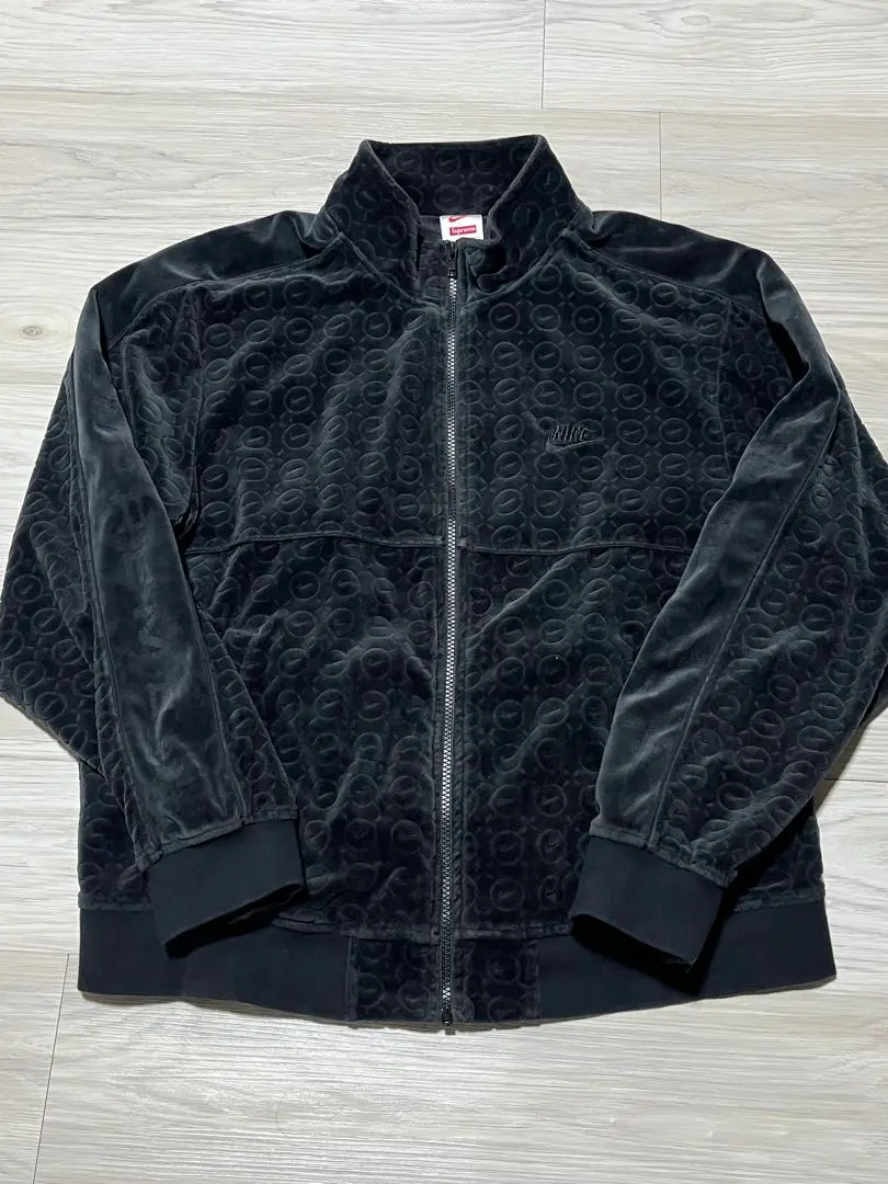 2026年最新】Supreme Nike Velour Track Jacketの人気アイテム - メルカリ