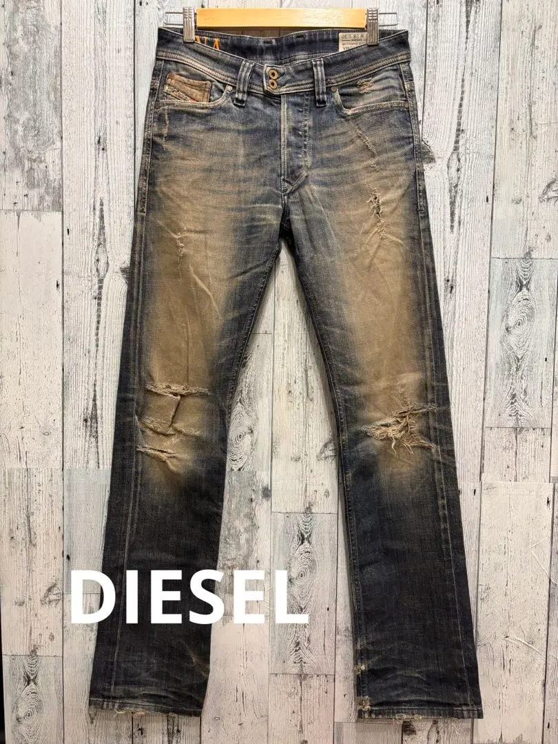 2026年最新】diesel viker-r-boxの人気アイテム - メルカリ