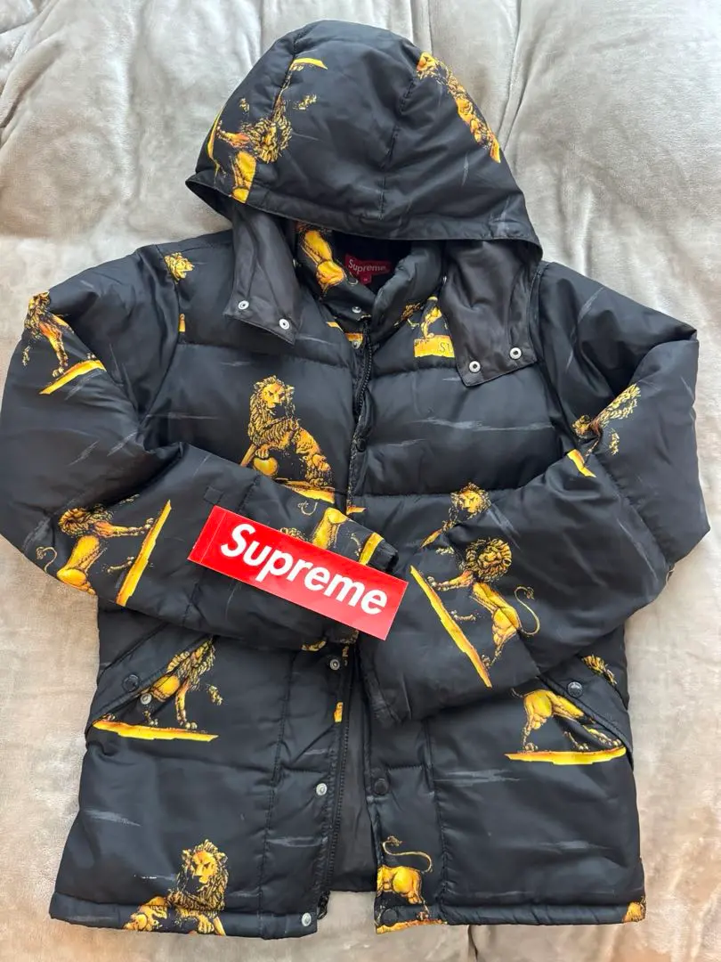 2026年最新】supreme ライオン ダウンの人気アイテム - メルカリ