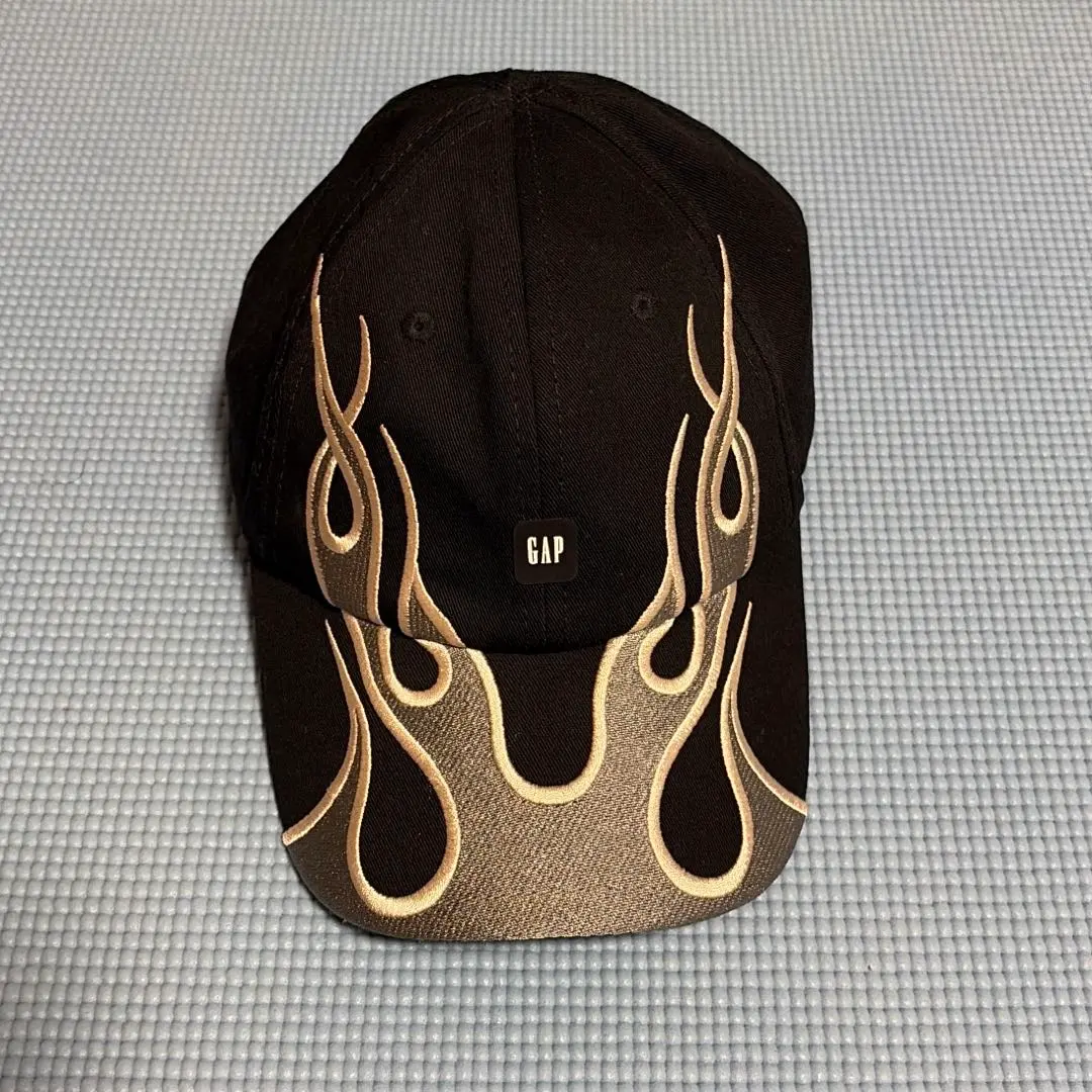 2026年最新】yeezy gap capの人気アイテム - メルカリ