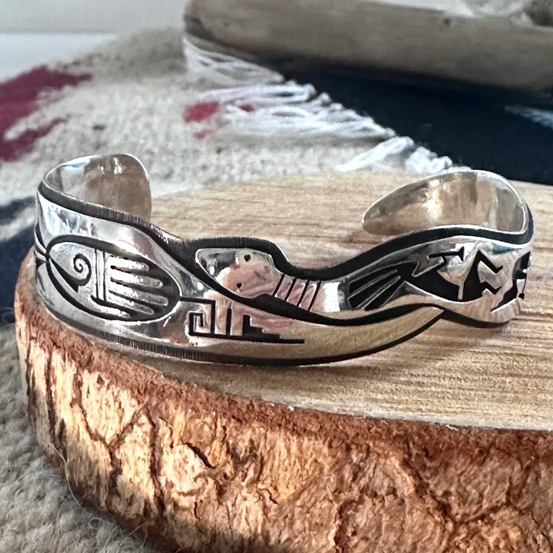 2026年最新】BERRA tawahongvaの人気アイテム - メルカリ