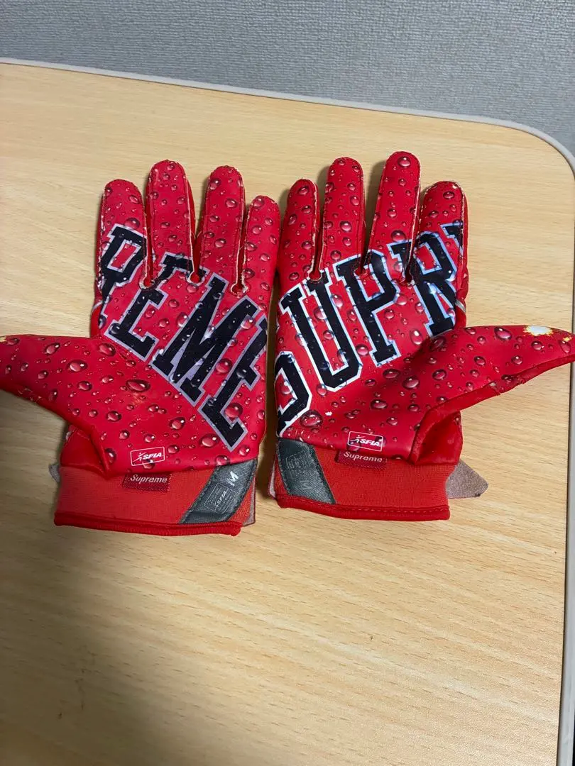 2026年最新】シュプリーム グローブ ナイキの人気アイテム - メルカリ