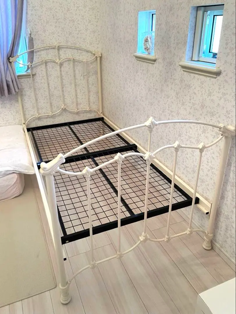 2026年最新】Laura Ashley ベッドフレームの人気アイテム - メルカリ