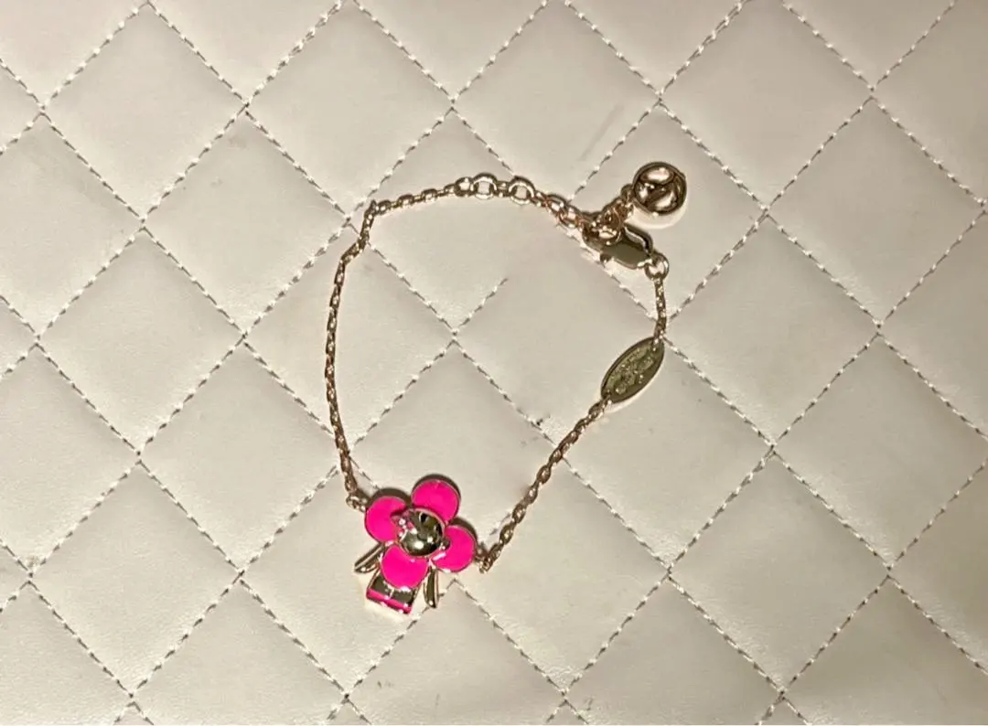 2026年最新】ヴィヴィエンヌ ブレスレットの人気アイテム - メルカリ