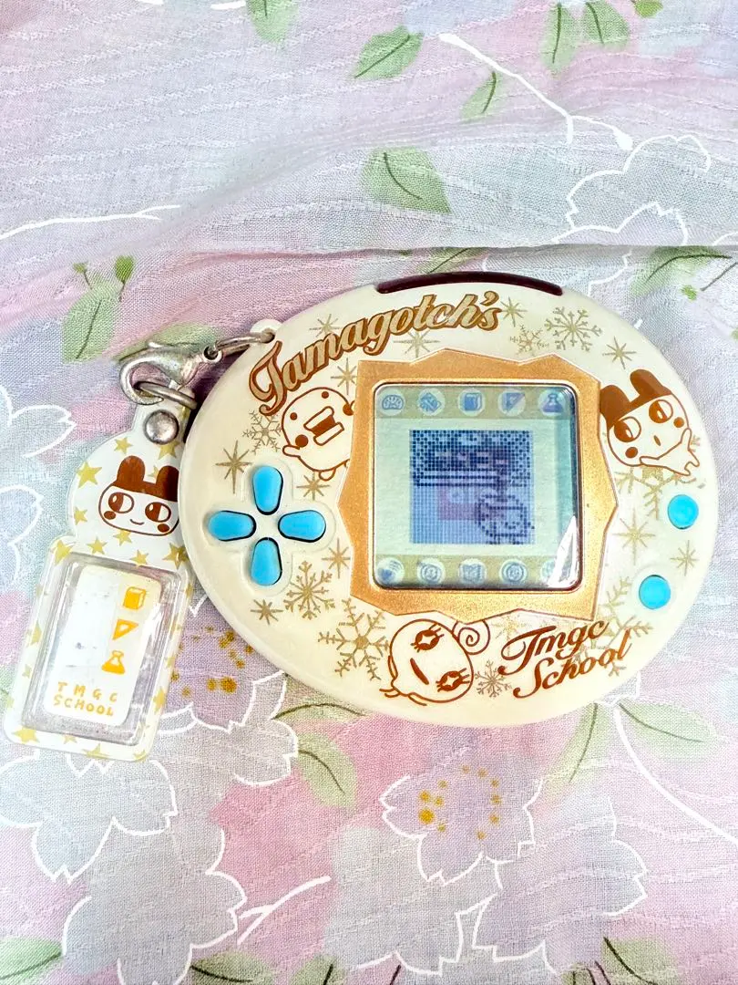 2026年最新】たまごっちスクールUNIQLOの人気アイテム - メルカリ