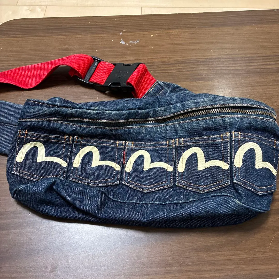 2026年最新】EVISU ボディバッグ・ウエストポーチの人気アイテム