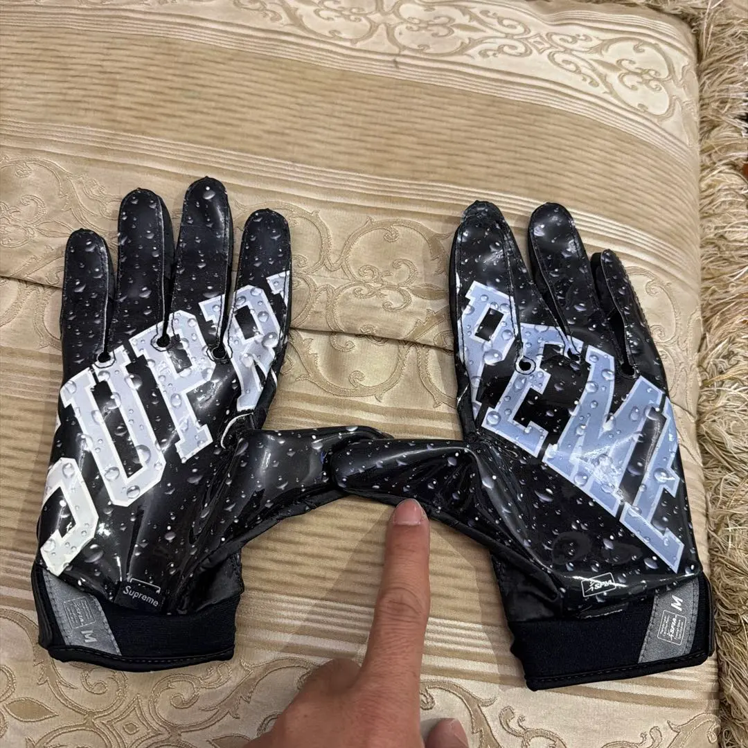 2026年最新】シュプリーム グローブ ナイキの人気アイテム - メルカリ
