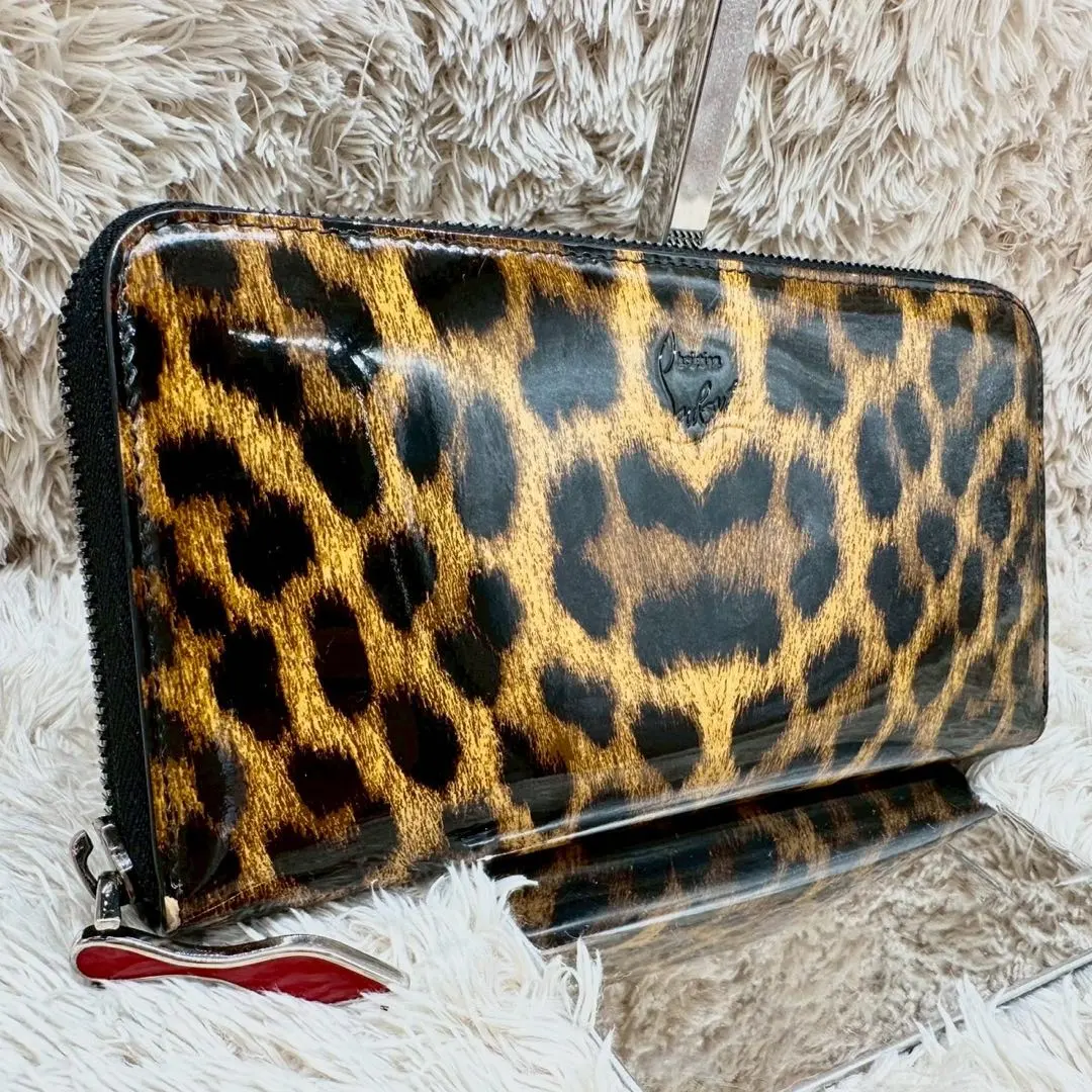 2026年最新】ルブタン 財布 レオパードの人気アイテム - メルカリ