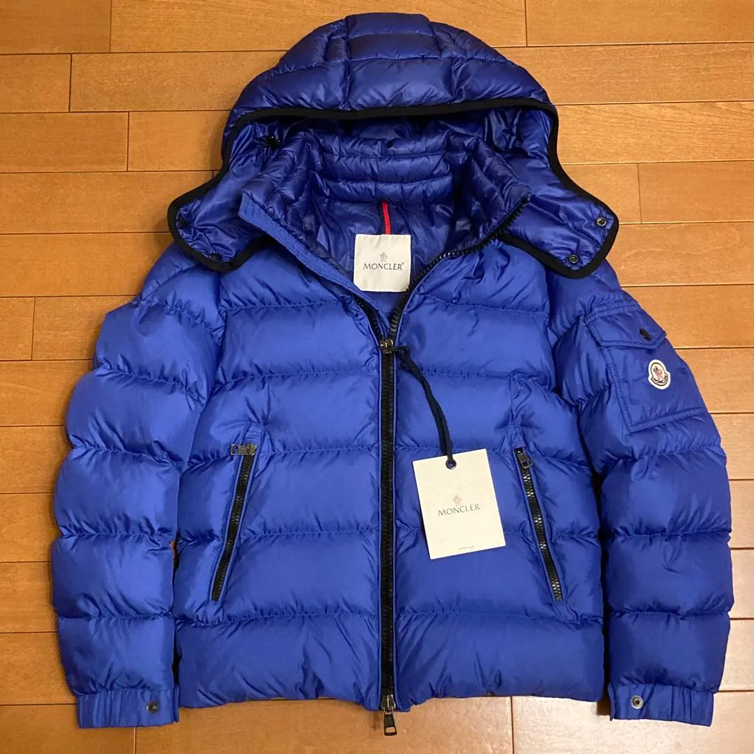 2026年最新】モンクレール HYMALAYの人気アイテム - メルカリ