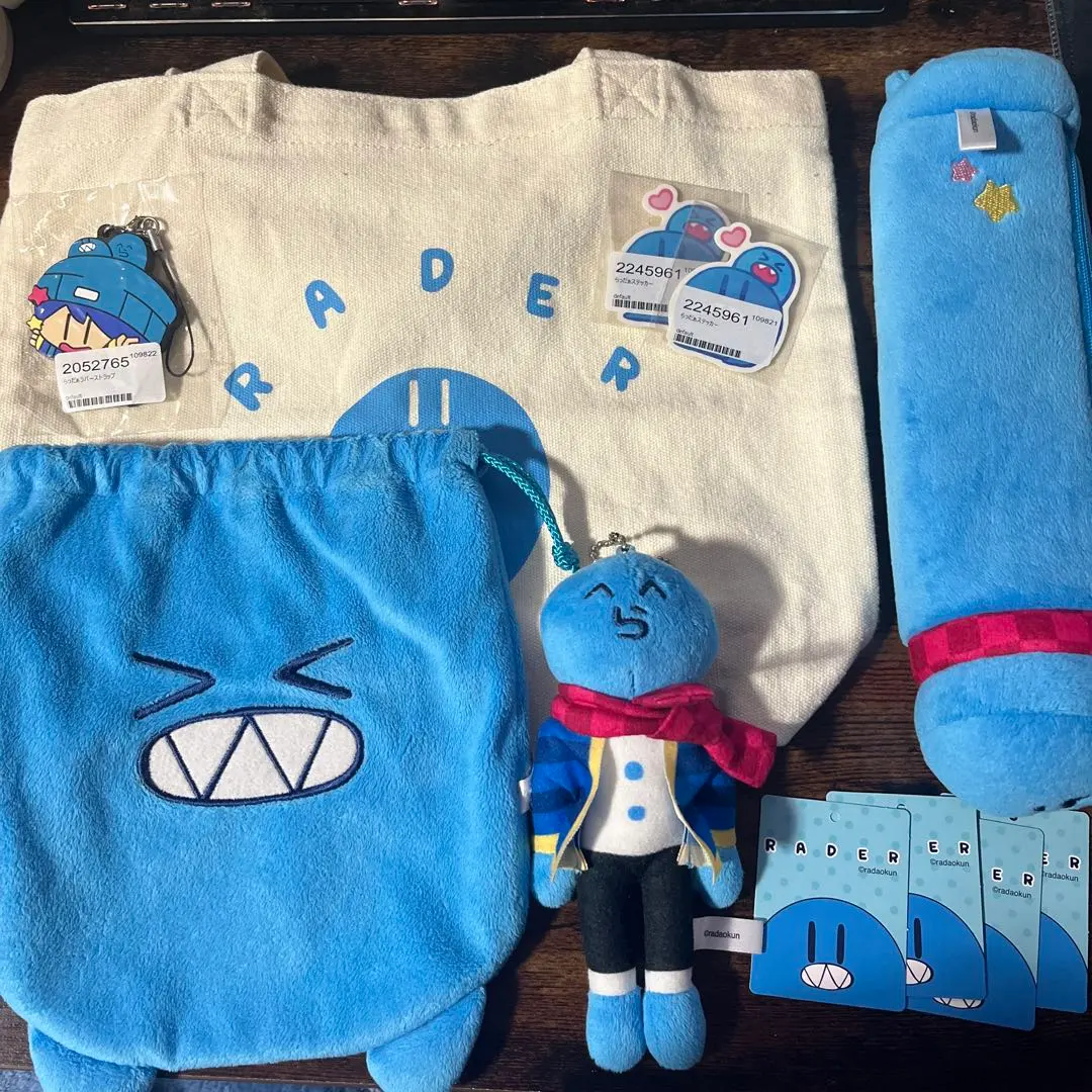 2026年最新】らっだぁペンケースの人気アイテム - メルカリ