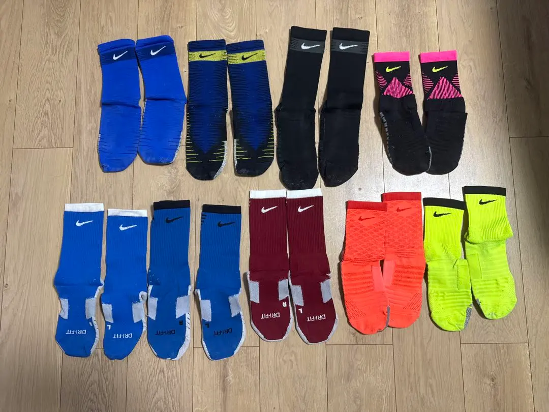 2026年最新】nike ナイキ ソックスsquadの人気アイテム - メルカリ