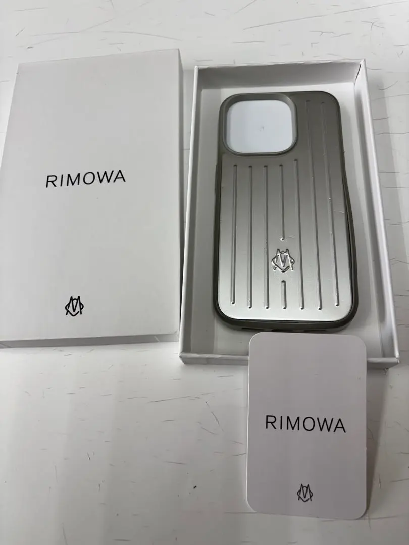 2026年最新】rimowa iphone15proの人気アイテム - メルカリ