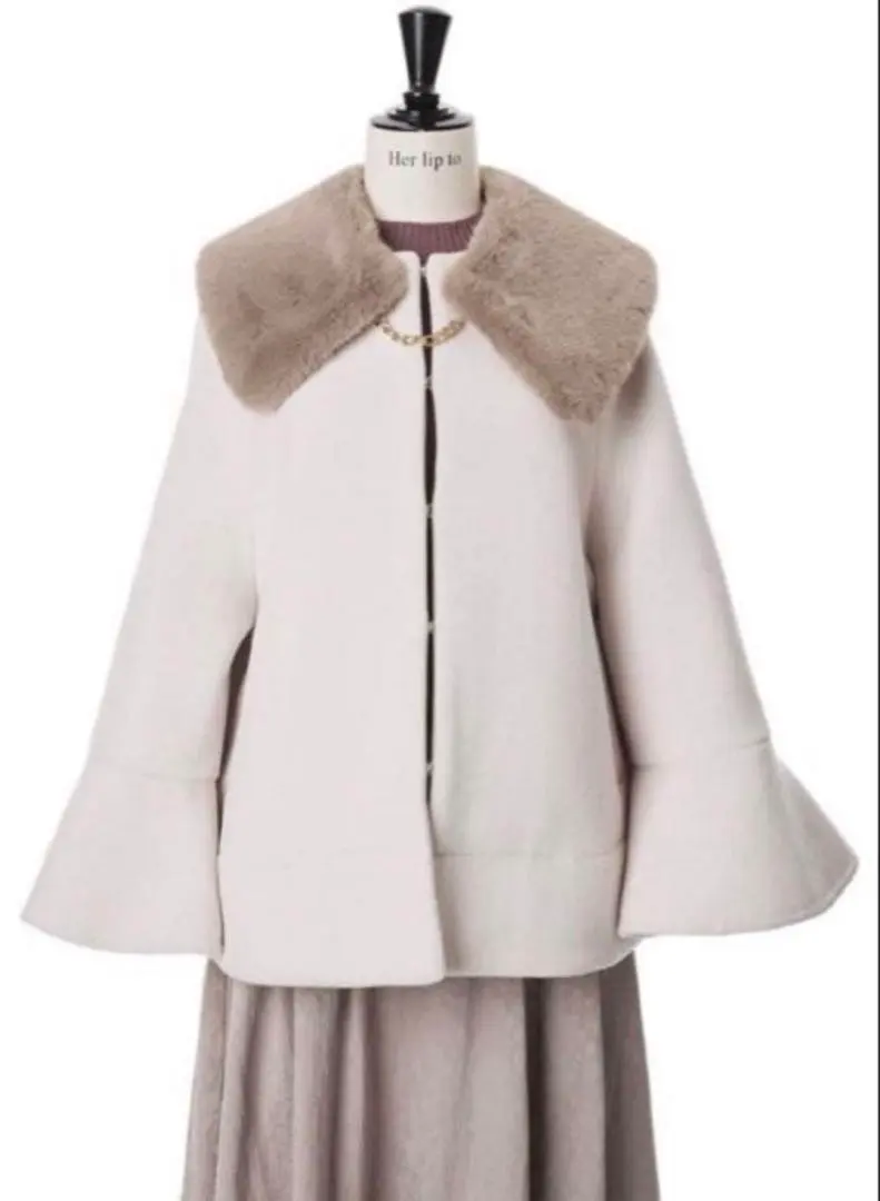 2026年最新】Herlipto ポンチョ・ケープコートの人気アイテム - メルカリ