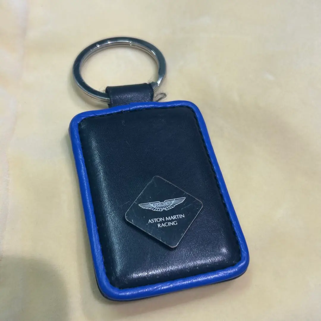 2026年最新】アストンマーティン 鍵の人気アイテム - メルカリ