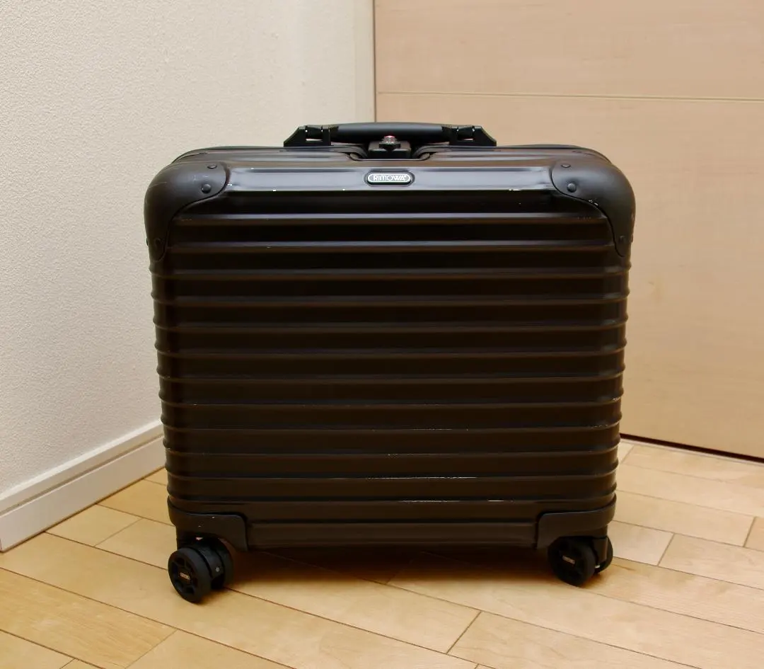 2026年最新】Rimowa トパーズ ステルスの人気アイテム - メルカリ