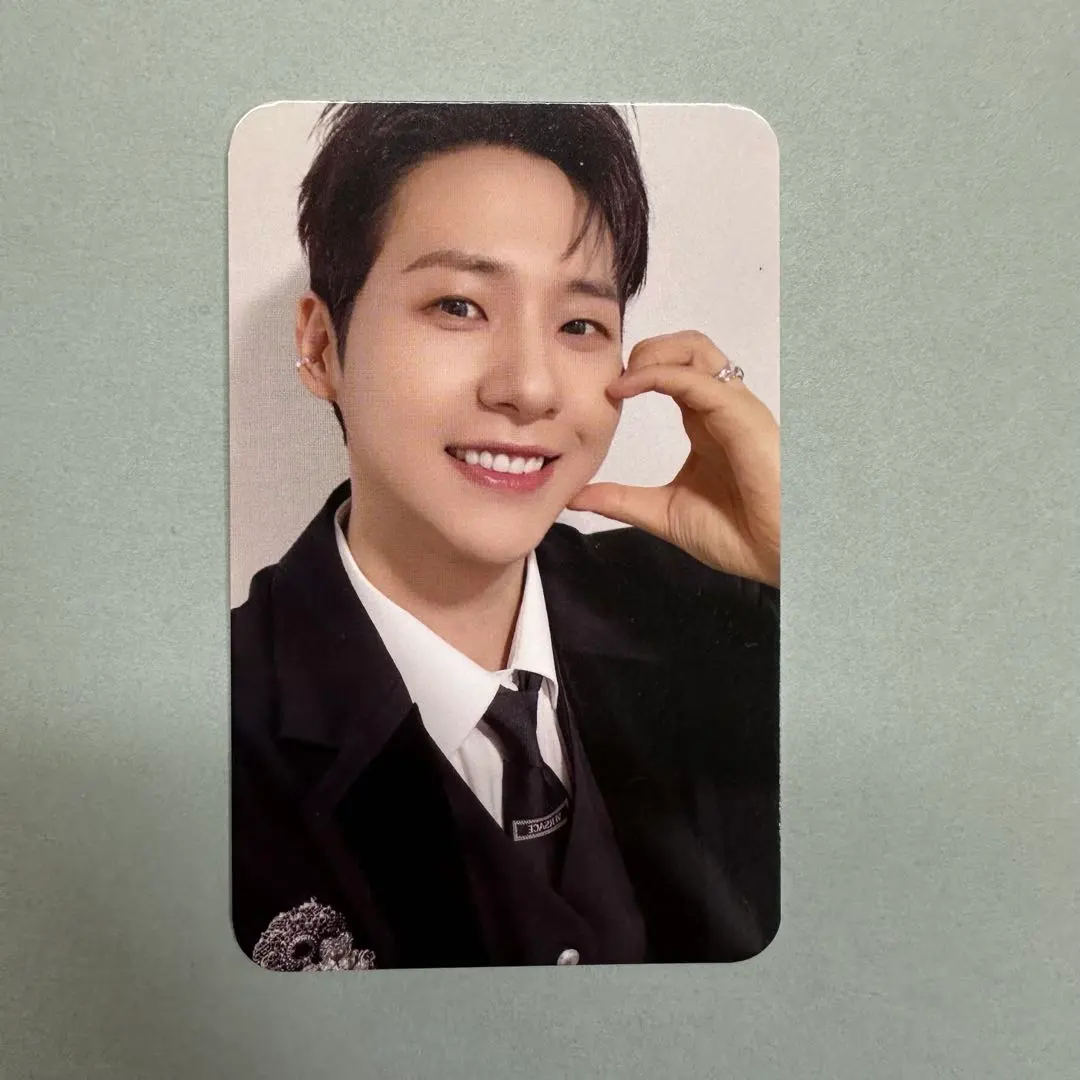 2026年最新】B1A4 シヌの人気アイテム - メルカリ