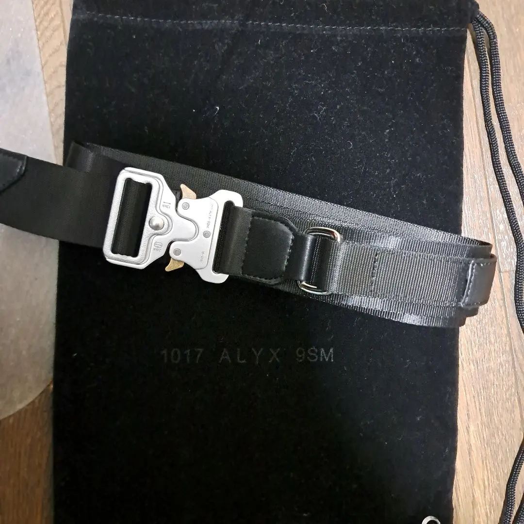 2025年最新】alyx ベルトの人気アイテム - メルカリ