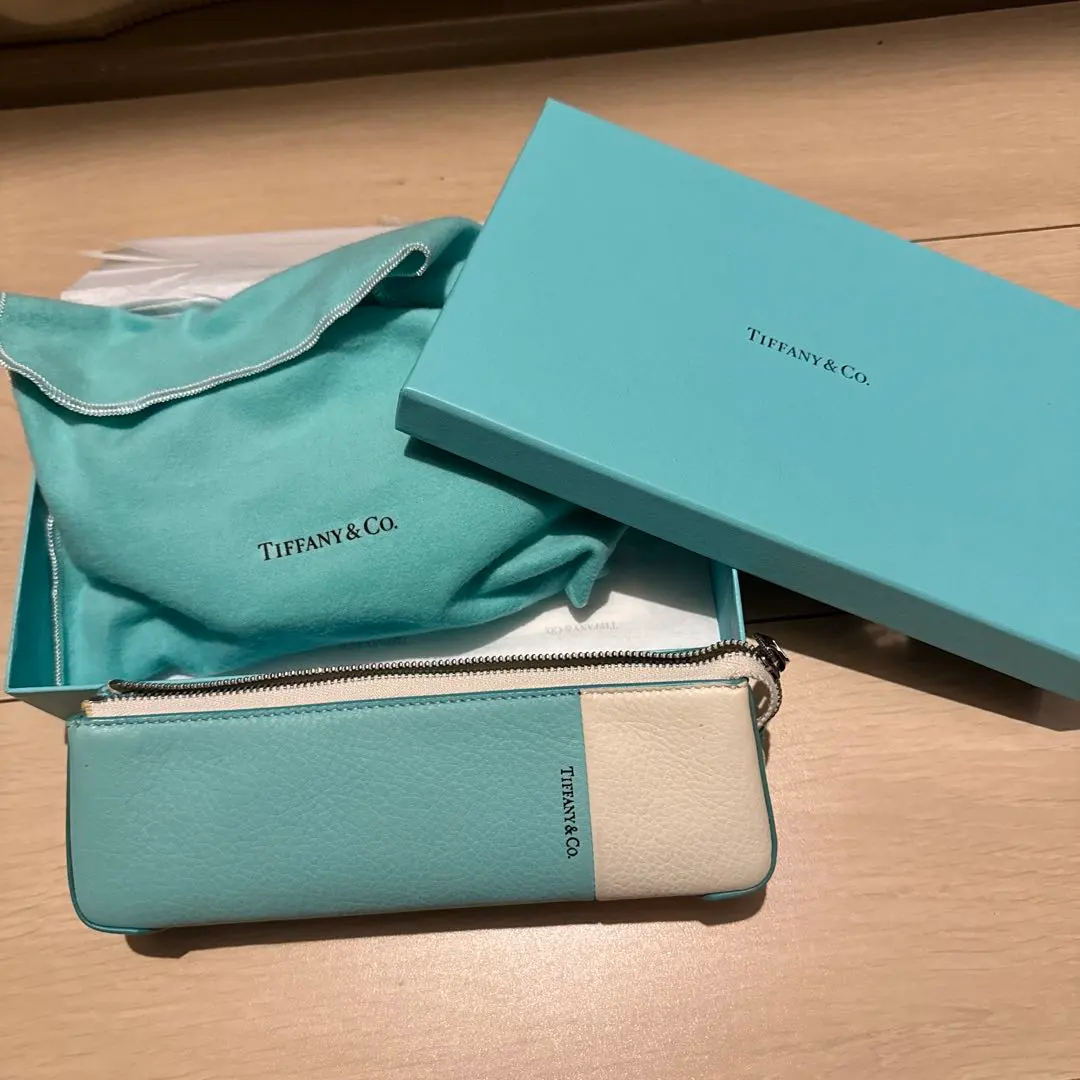 2026年最新】tiffany ペンケースの人気アイテム - メルカリ