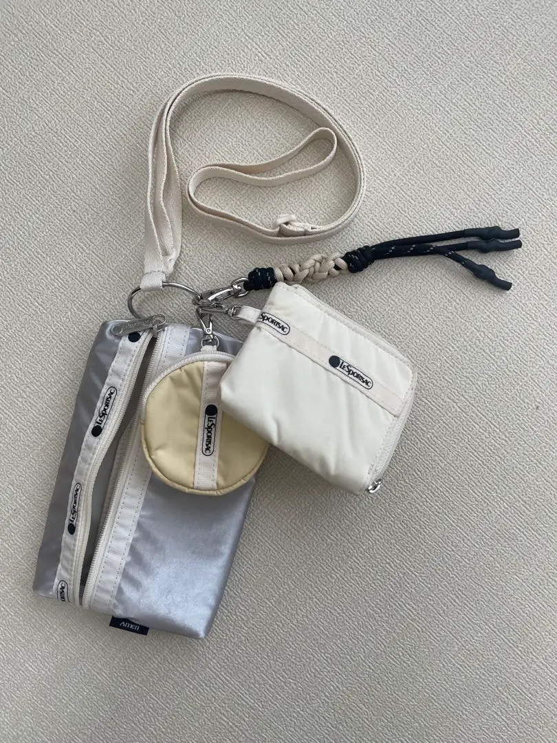 2026年最新】lesportsac×ameri multi pouchの人気アイテム - メルカリ