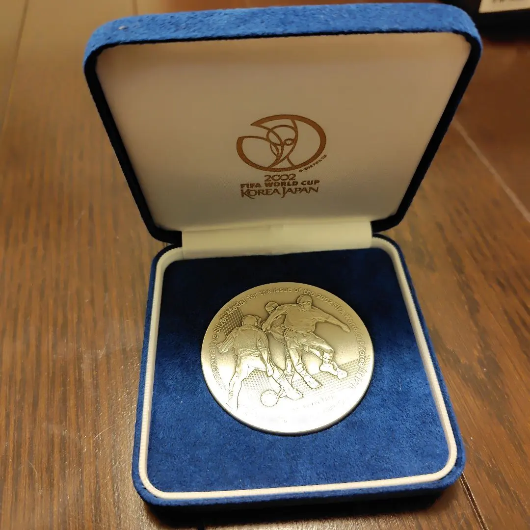 2026年最新】2002 FIFA WORLD CUP 記念メダルの人気アイテム - メルカリ