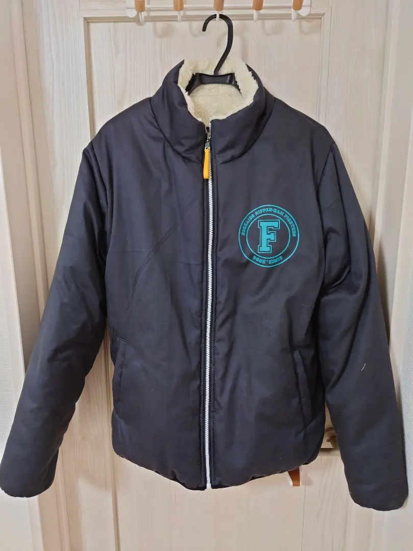 2026年最新】日本ハムファイターズ ジャンパーの人気アイテム - メルカリ