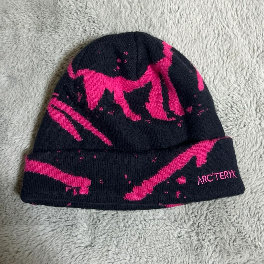 2026年最新】ARC'TERYX カラー：ピンク系 ニット帽・ビーニーの人気